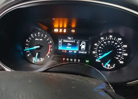 2015 Ford Fusion Se z USA, uszkodzony, nr VIN 1FA6P0H76F5107398